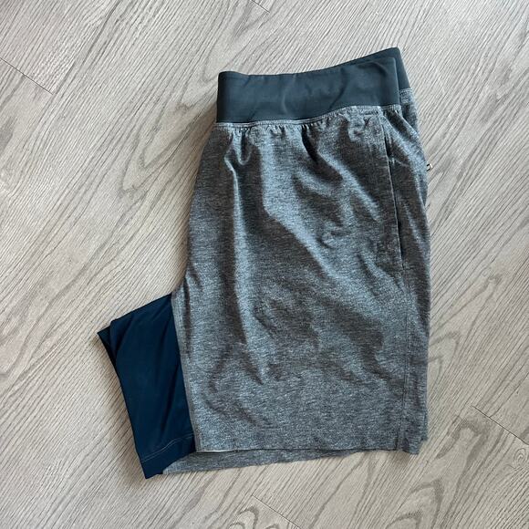 Lululemon men's shorts gray XL - Picture 4 of 4